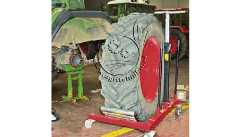 VOZIČEK ZA MONTAŽO IN PREMONTAŽO TRAKTORSKIH PNEVMATIK